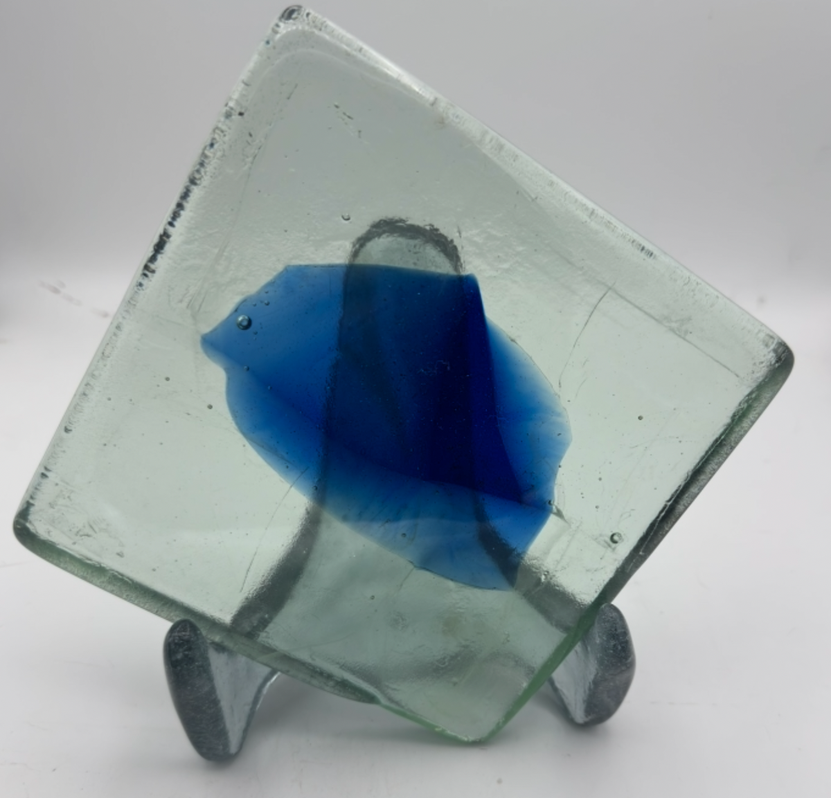 6 x 6 x 1/2 Inch Tile - Clear with Medium Blue Center