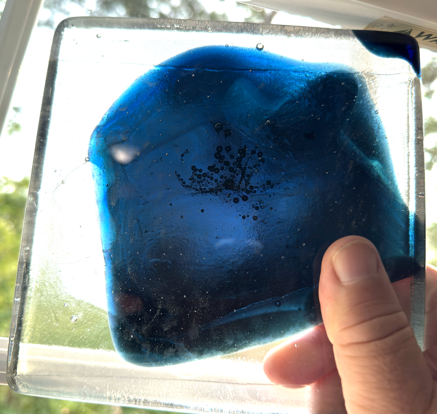6 x 6 x 1/2 Inch Tile - Clear with Dark Steel Blue Abstract