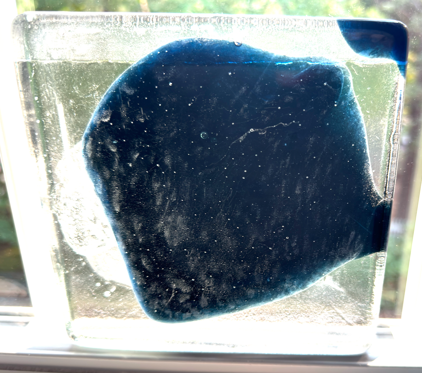 6 x 6 x 1/2 Inch Tile - Clear with Dark Steel Blue Abstract