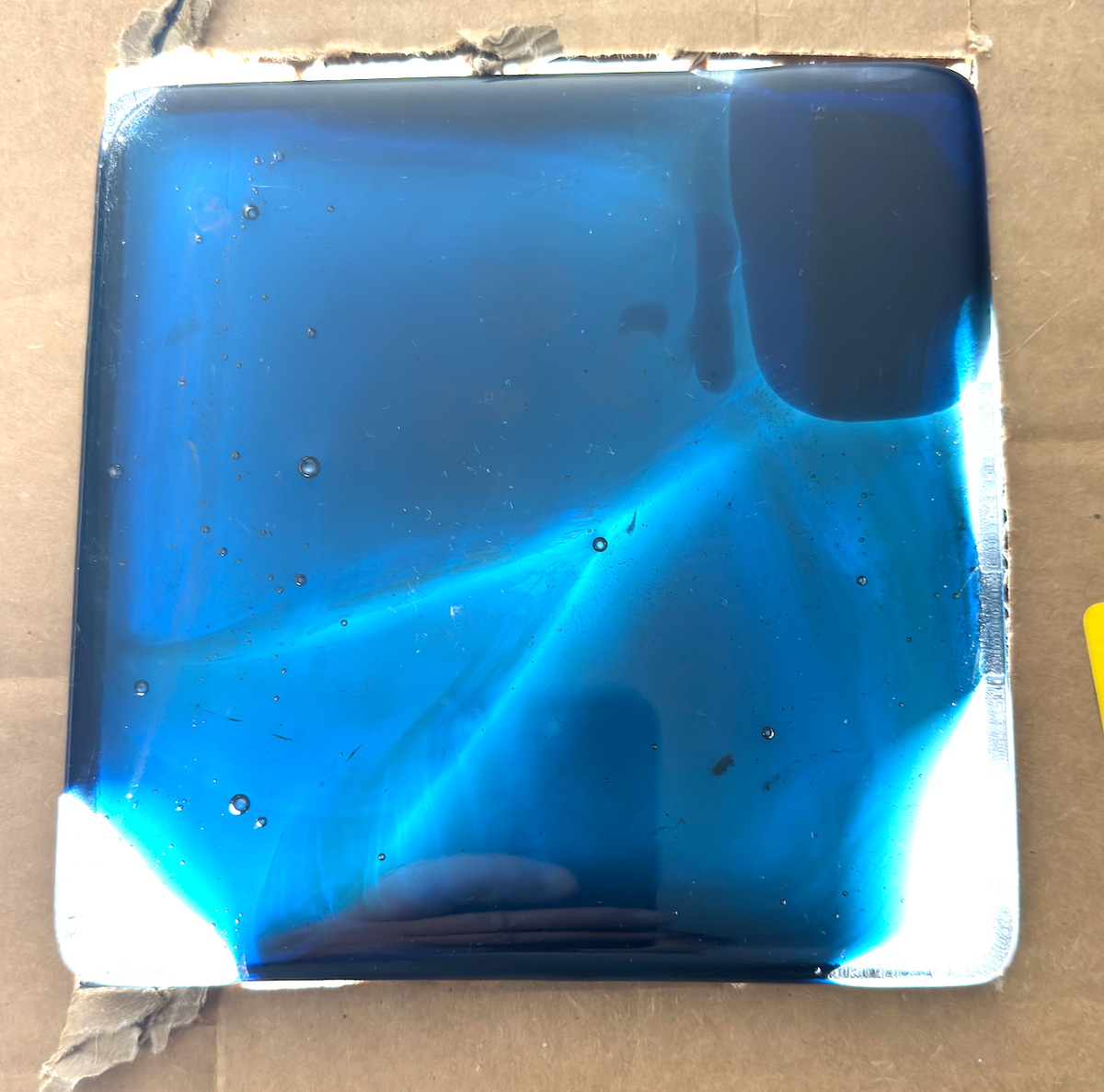 6 x 6 x 1/2 Inch Tile - Clear with Dark Steel Blue Abstract