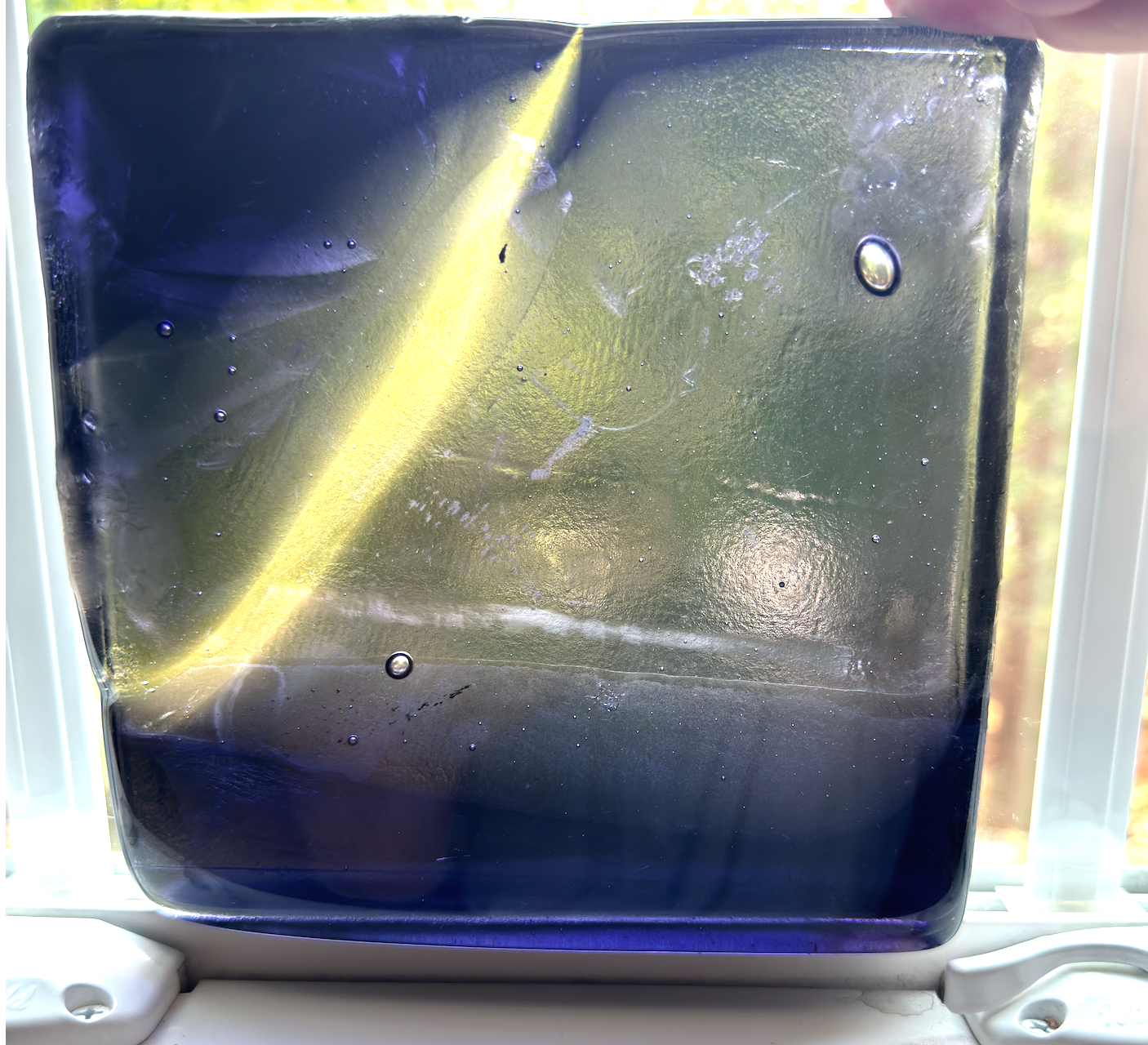 6 x 6 x 1/2 Inch Tile - Pale Violet Patterns in Clear
