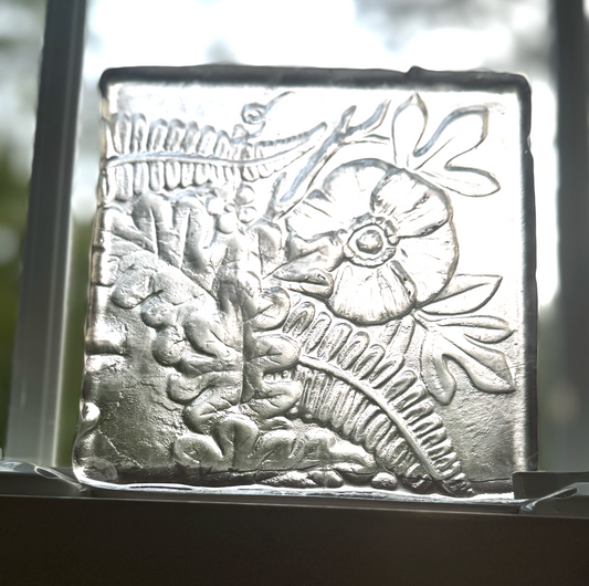 6 x 6 x 1/2 Inch Pressed Glass Tile - Clear (Flowers and Leaves)